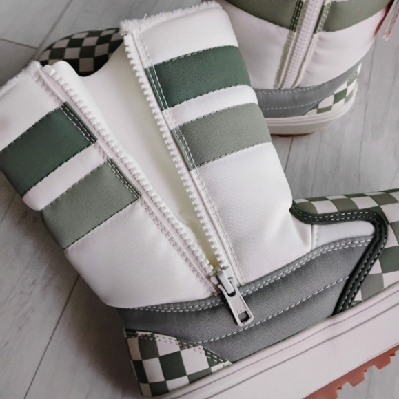 VANS NEW Slip-On VANSGUARD Snow Boots checkerboard - Picture 6 of 12